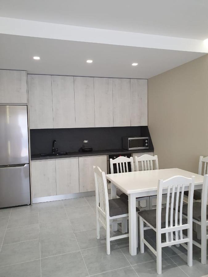 Deluxe Apartment Vlorë Dış mekan fotoğraf